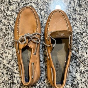 Sperry Topsiders